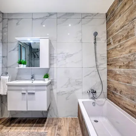 Modern 3-br With Views Of Valletta Lägenhet