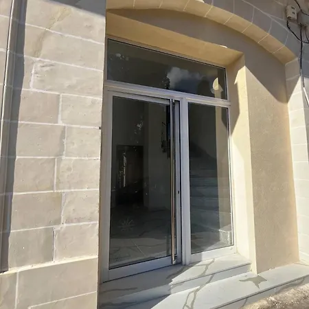 Modern 3-br With Views Of Valletta Pietà